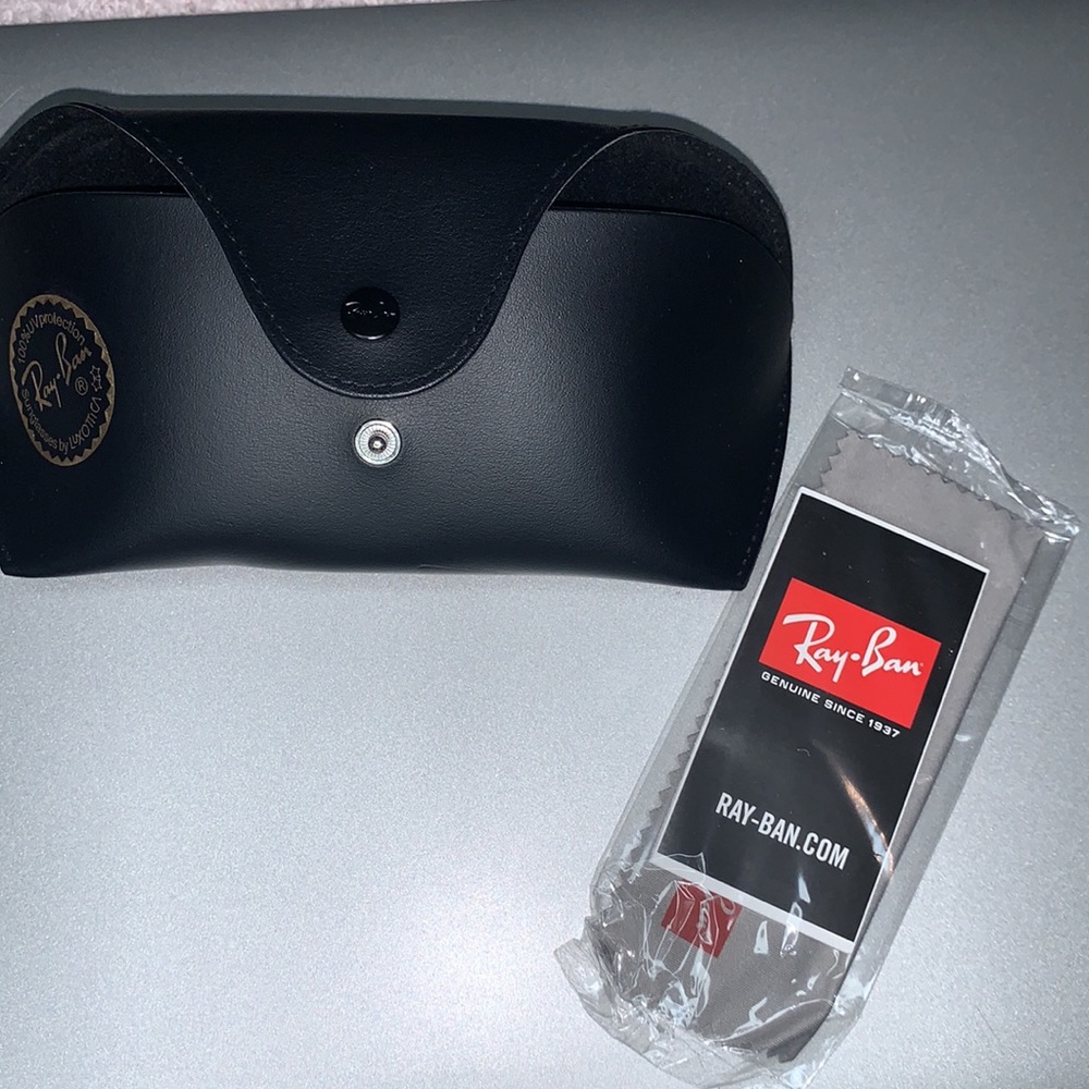 ‼️SALE‼️RAY-BAN SUNGLASSES CASES